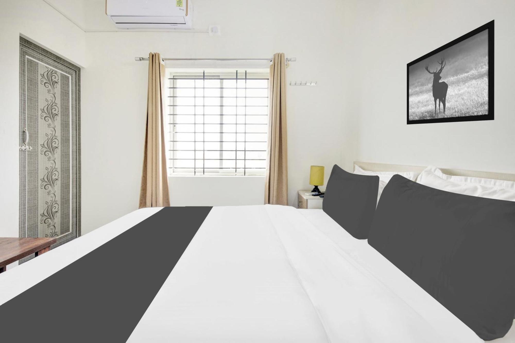 Hotel O Sri Manjunatha Deluxe Suites Bengalúr Exteriér fotografie