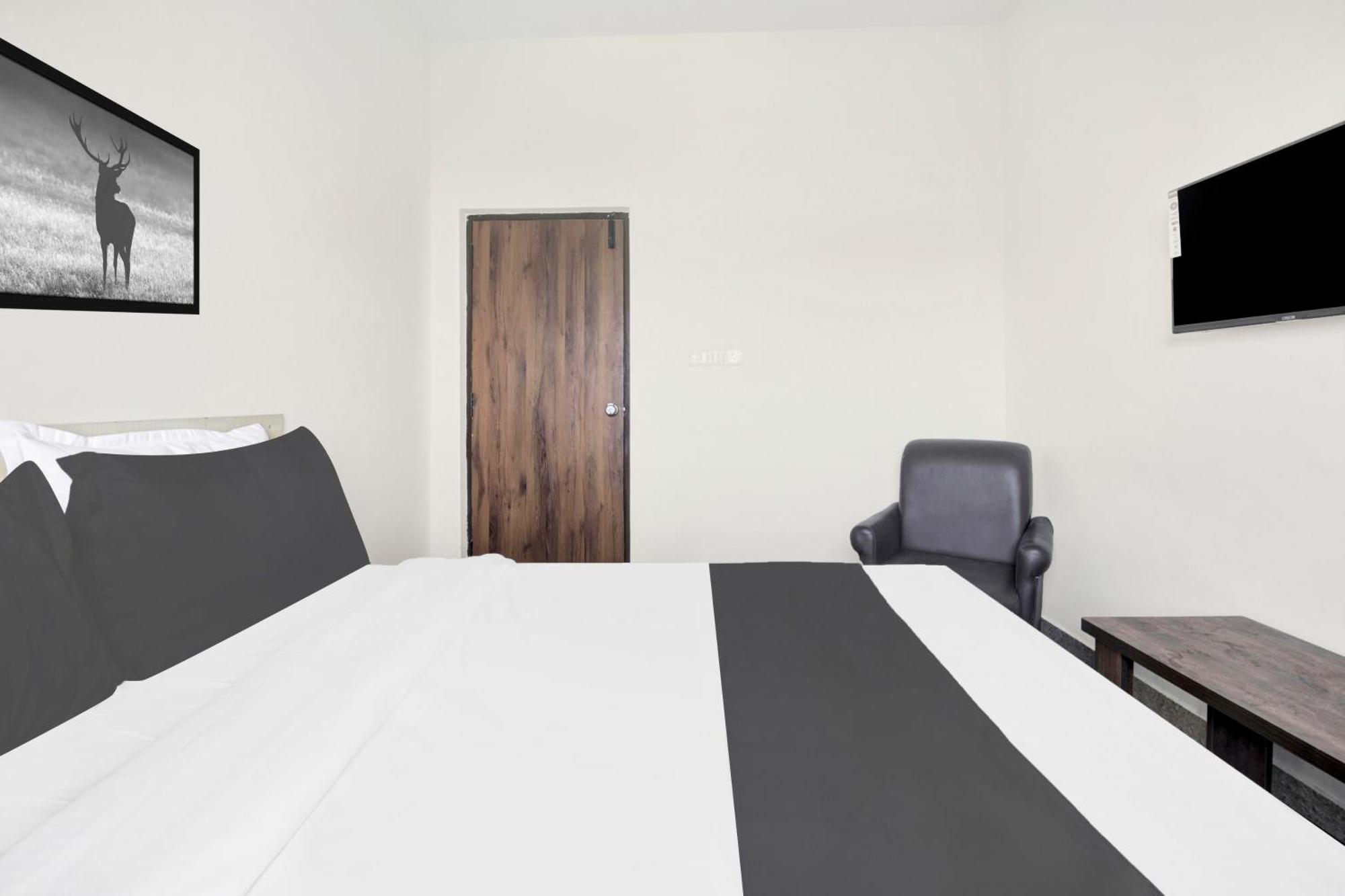 Hotel O Sri Manjunatha Deluxe Suites Bengalúr Exteriér fotografie