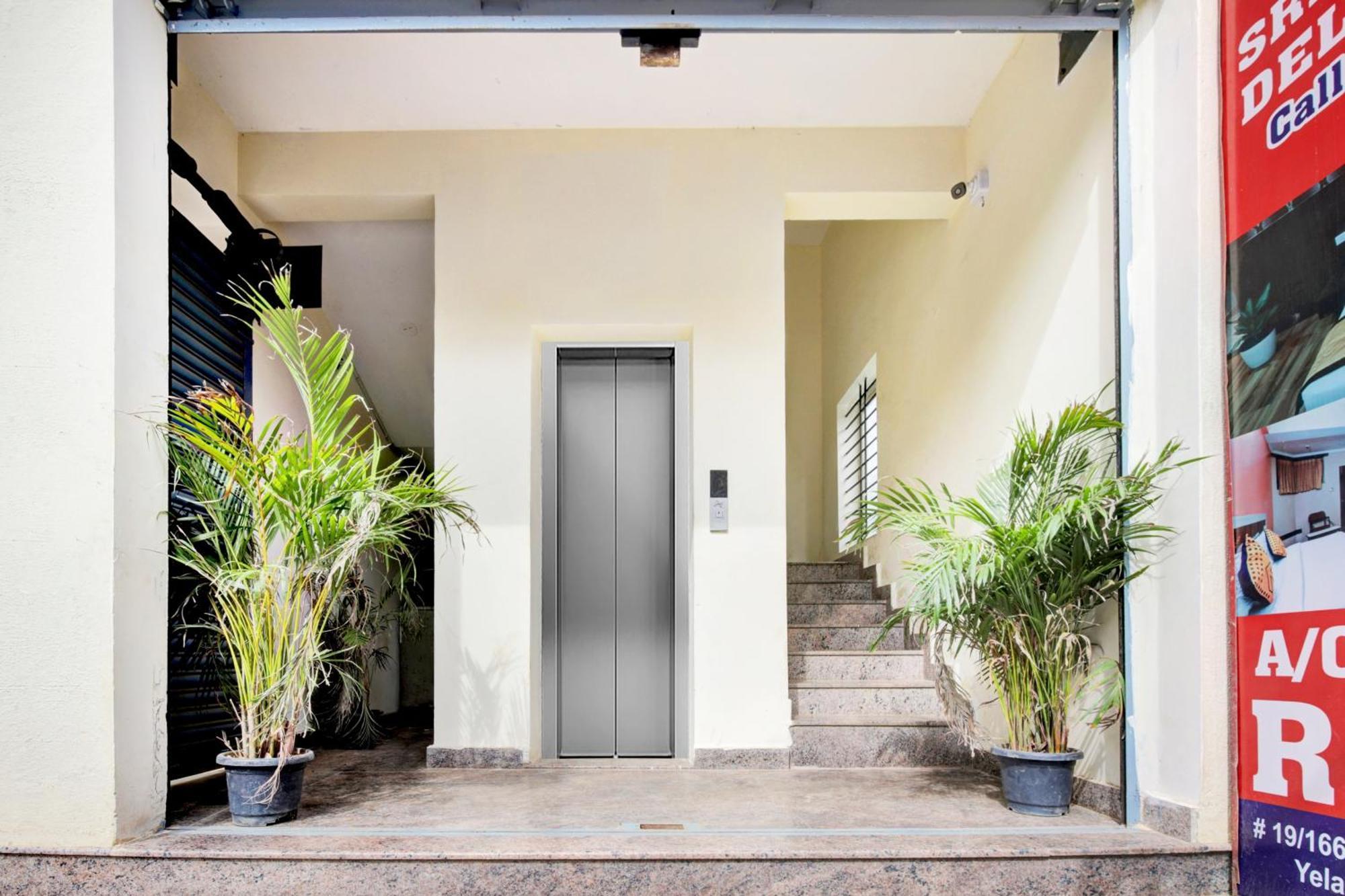 Hotel O Sri Manjunatha Deluxe Suites Bengalúr Exteriér fotografie